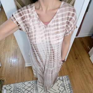 Cozy Long Beach dress with pockets